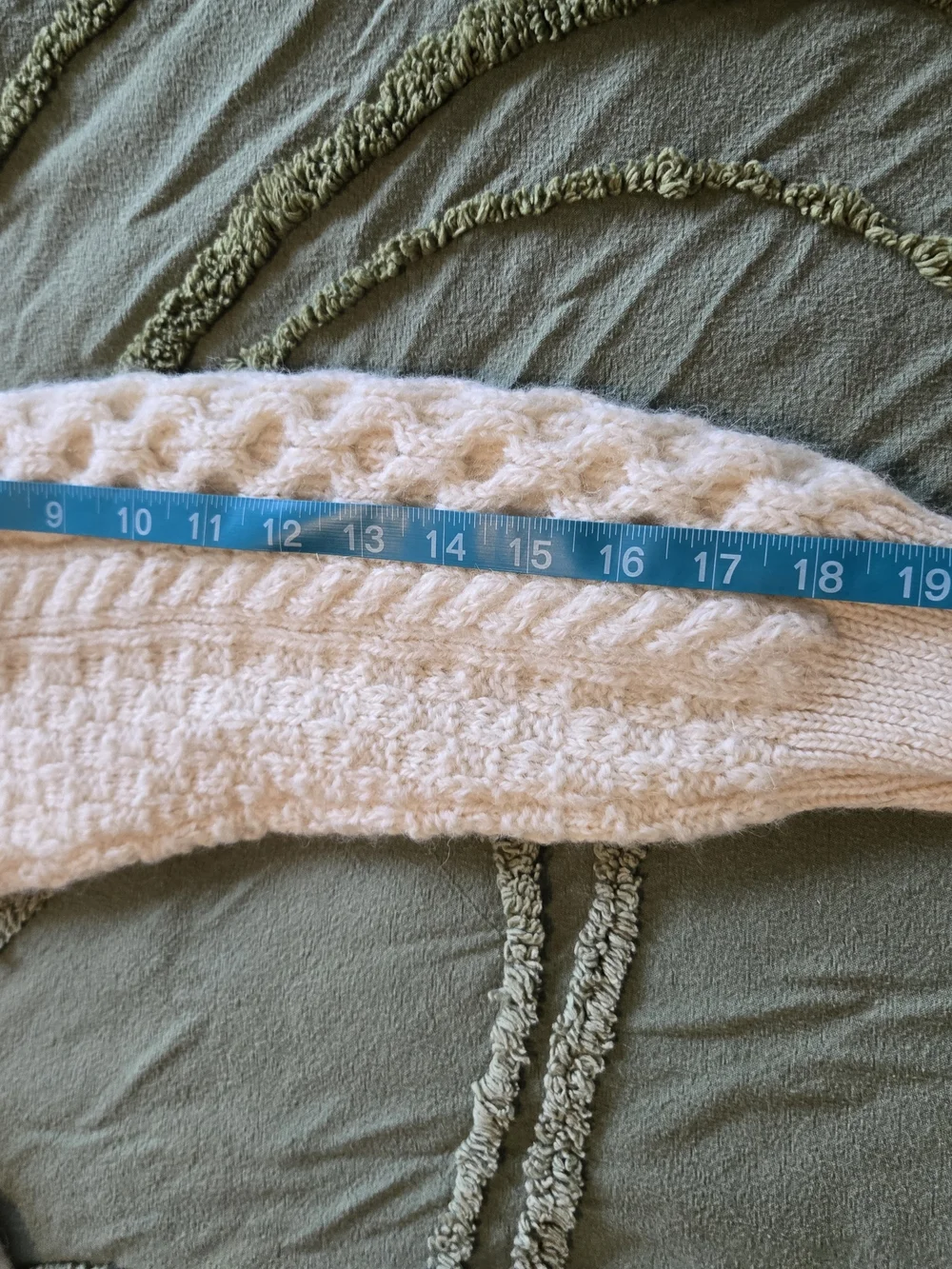 Aran Crafts Cream Cable Knit 100% Wool Sweater